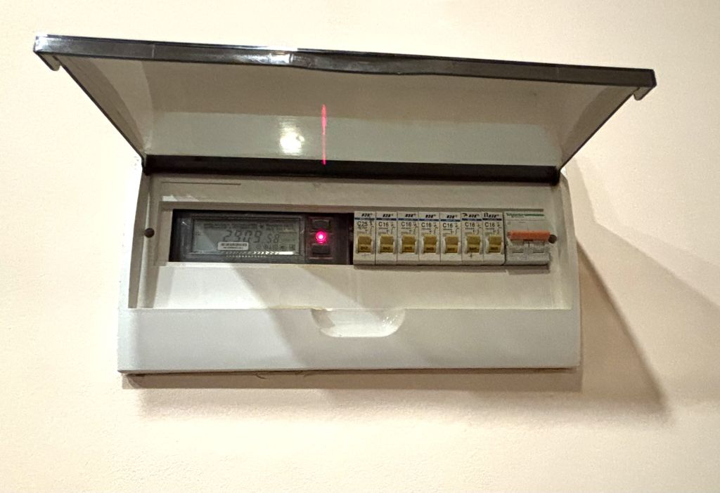 Продажа 3-комнатной квартиры, Дзержинск, Мира б-р,  11