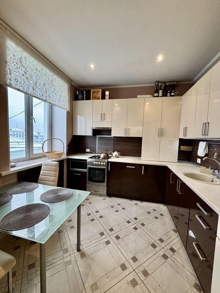 Продажа 3-комнатной квартиры, Дзержинск, Мира б-р,  11