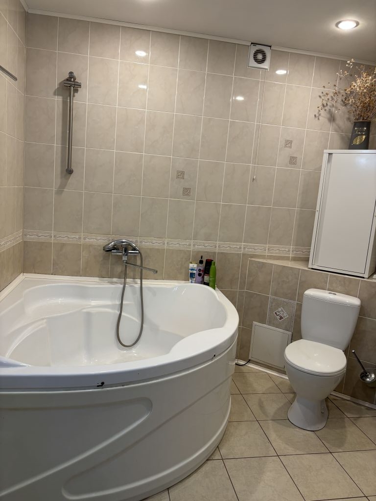 Продажа 3-комнатной квартиры, Дзержинск, Мира б-р,  11