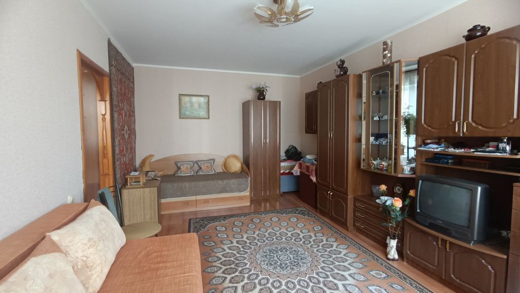 Продажа 1-комнатной квартиры, Смоленск, Ударников ул,  32