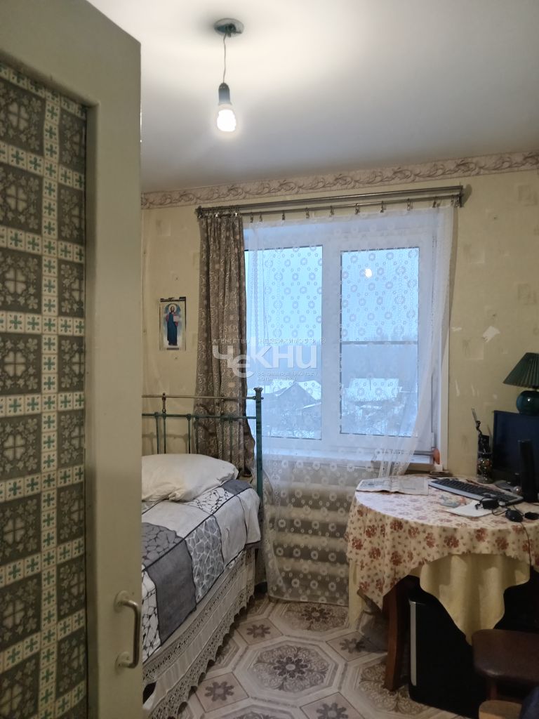 Продажа 4-комнатной квартиры, Нижегородская,  6