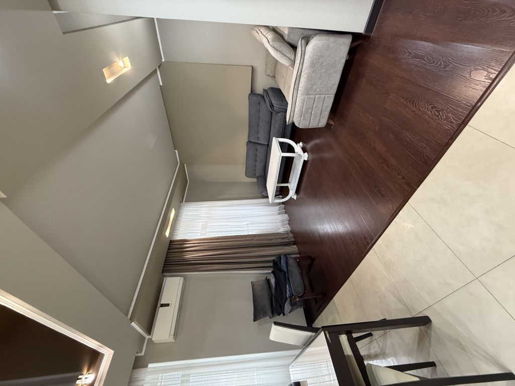 Продажа 4-комнатной квартиры, Ессентуки, Орджоникидзе ул,  83