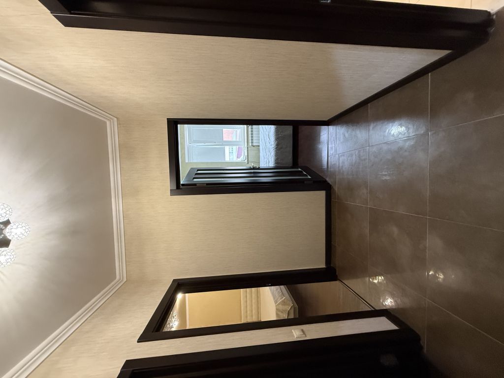 Продажа 4-комнатной квартиры, Ессентуки, Орджоникидзе ул,  83