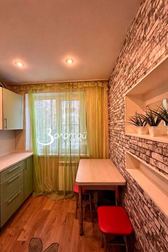 Продажа 4-комнатной квартиры, Нижний Новгород, Гаугеля ул,  29