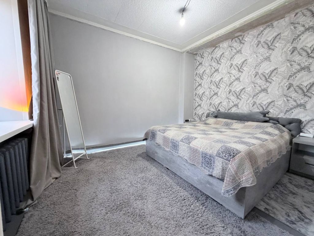 Продажа 3-комнатной квартиры, Нижний Новгород, Героя Васильева ул,  36