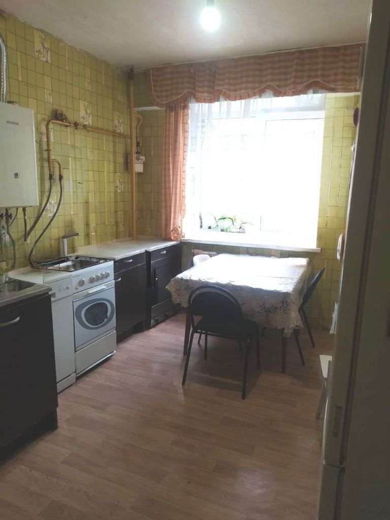 Продажа 2-комнатной квартиры, Ессентуки, Орджоникидзе ул,  83