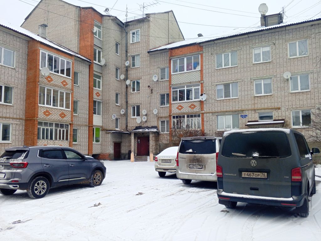 Продажа 2-комнатной квартиры, Углич, Нариманова ул,  85б