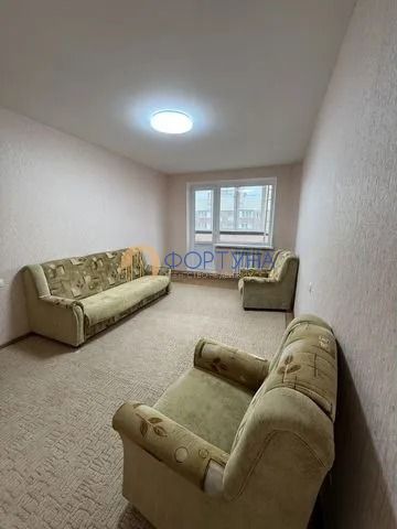 Продажа 1-комнатной квартиры, Белгород, Строителей б-р,  18