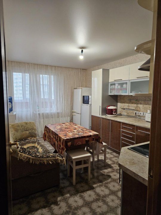 Продажа 3-комнатной квартиры, Ростов-на-Дону, Петренко ул,  8