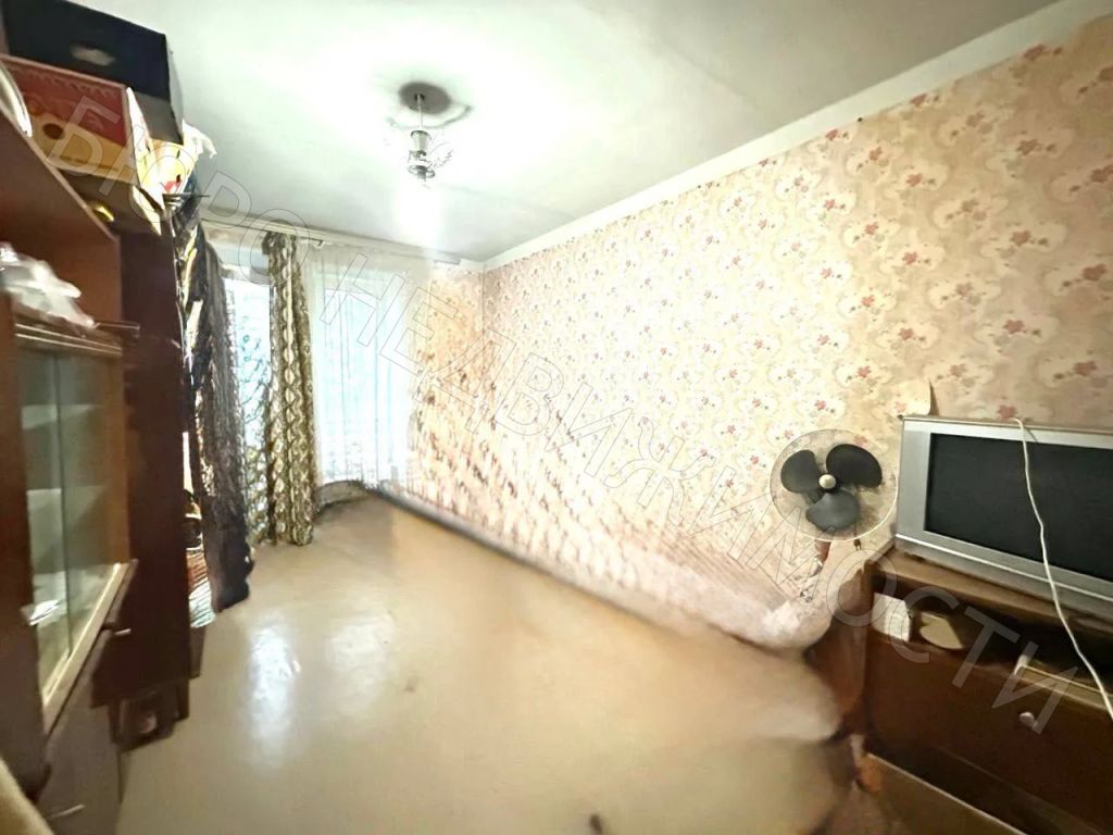 Продажа 2-комнатной квартиры, Балашов, Строителей ул,  5