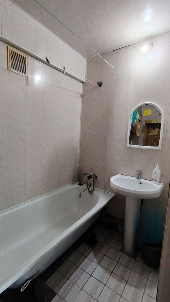 Продажа 3-комнатной квартиры, Ессентуки, Буачидзе ул,  43