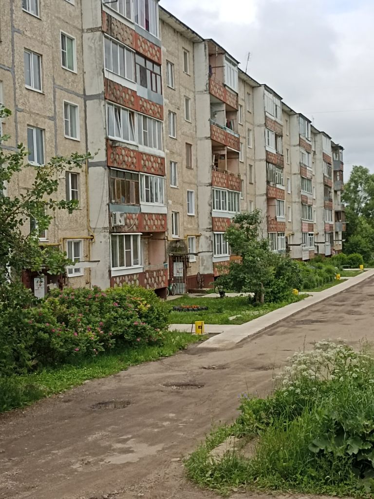 Продажа 4-комнатной квартиры, Комсомольск, Колганова ул,  38