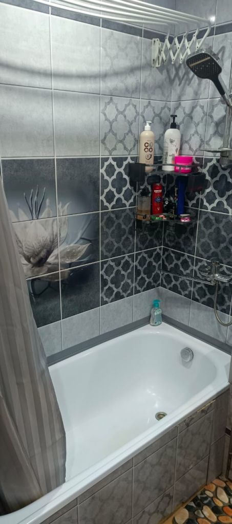 Продажа 4-комнатной квартиры, Комсомольск, Колганова ул,  38