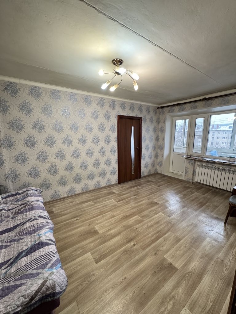 Продажа 2-комнатной квартиры, Дзержинск, Ленина пр-кт,  46