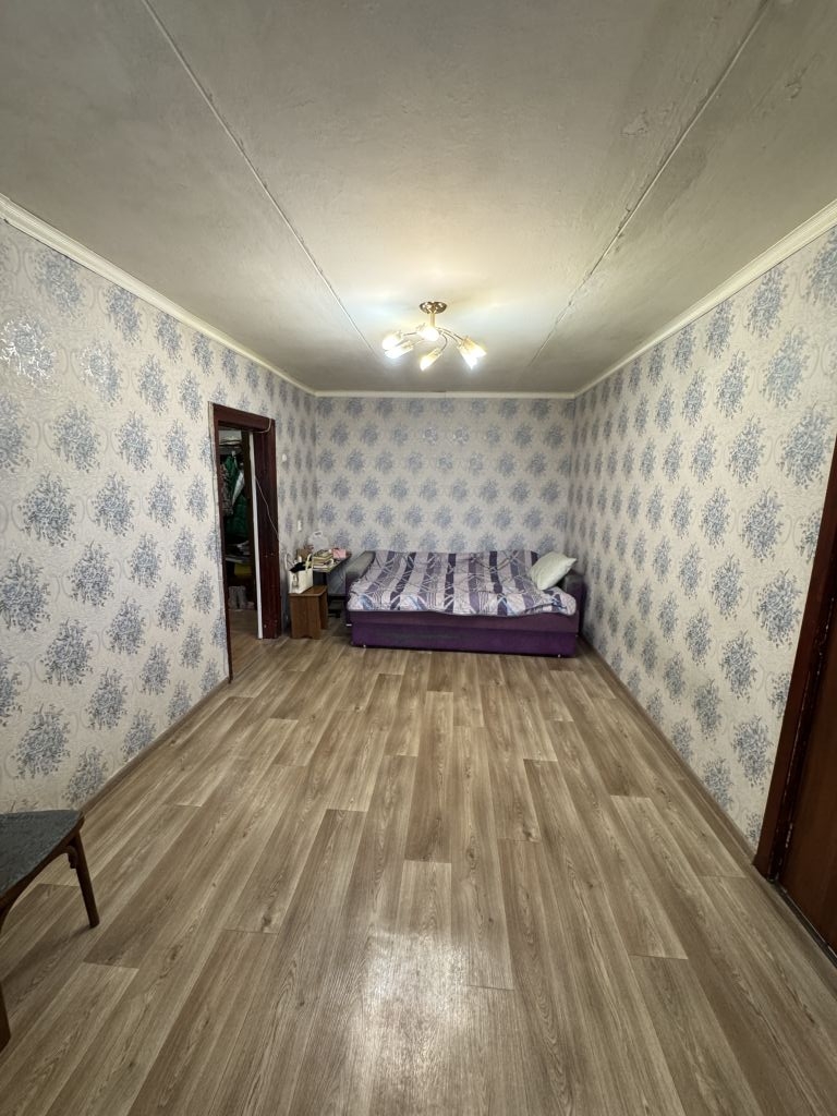 Продажа 2-комнатной квартиры, Дзержинск, Ленина пр-кт,  46