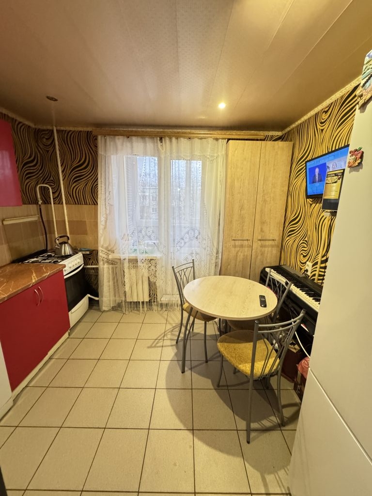 Продажа 1-комнатной квартиры, Дзержинск, Сухаренко ул,  20