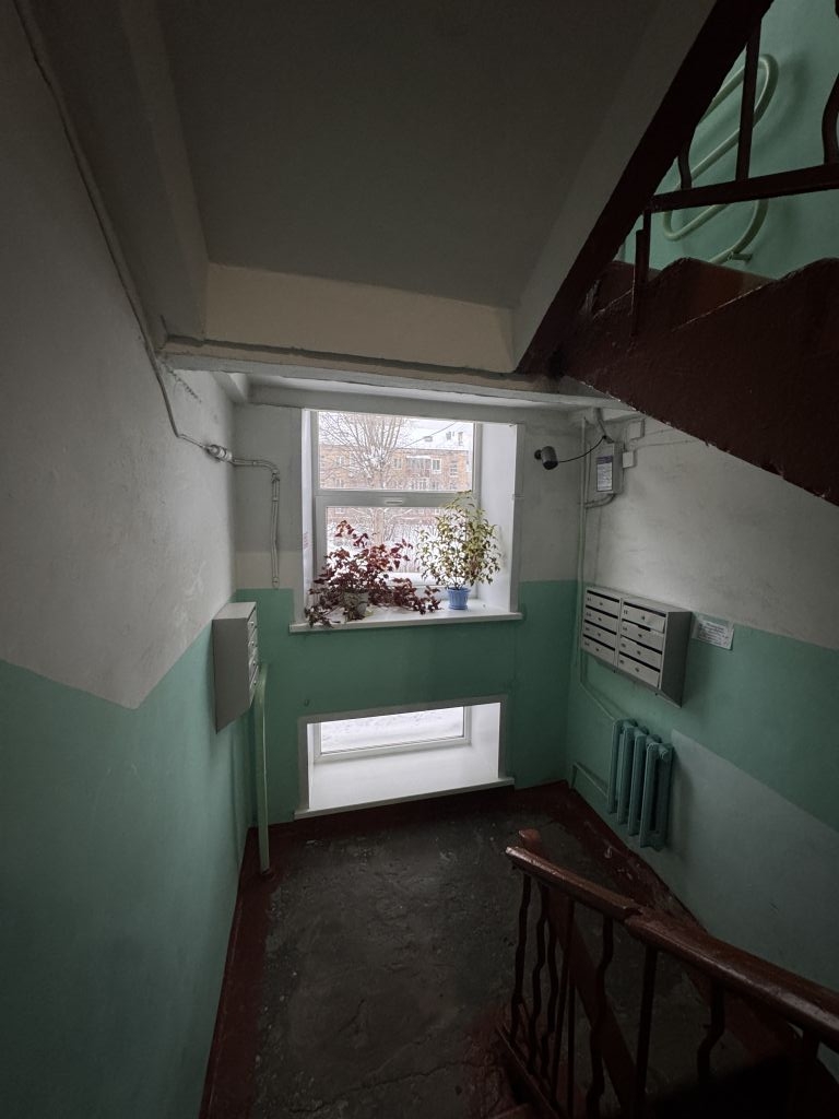 Продажа 2-комнатной квартиры, Пермь, Комбайнеров ул,  44