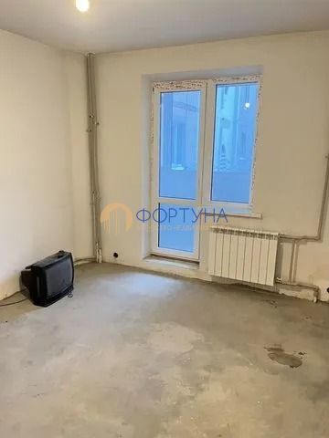 Продажа 3-комнатной квартиры, Белгород, Буденного ул,  15