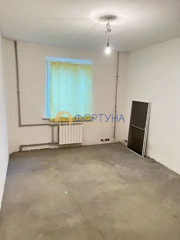 Продажа 3-комнатной квартиры, Белгород, Буденного ул,  15