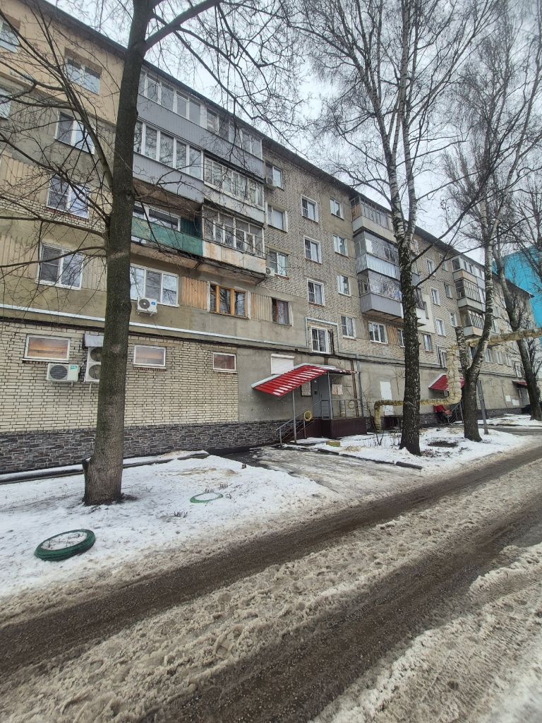 Продажа 1-комнатной квартиры, Пенза, Кронштадтская ул,  4