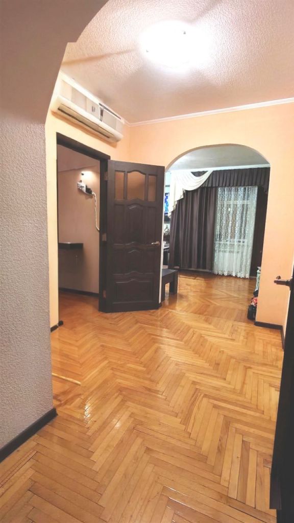 Продажа 3-комнатной квартиры, Ессентуки, Вокзальная ул,  33