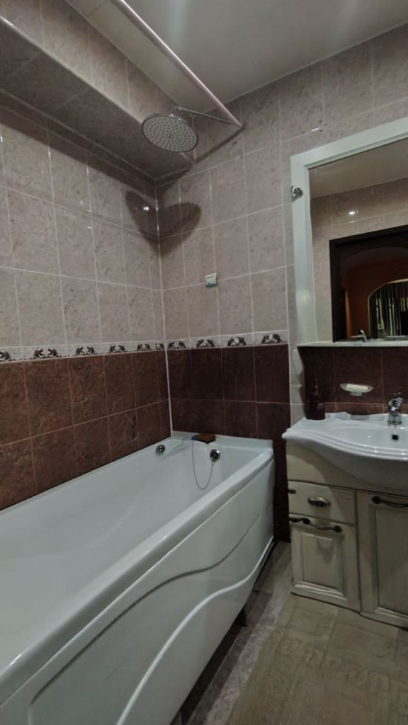 Продажа 3-комнатной квартиры, Ессентуки, Вокзальная ул,  33