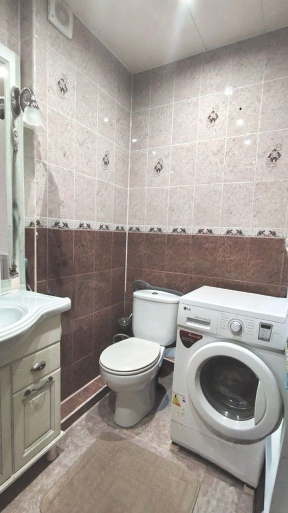 Продажа 3-комнатной квартиры, Ессентуки, Вокзальная ул,  33