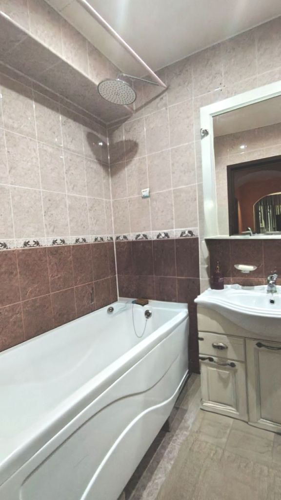 Продажа 3-комнатной квартиры, Ессентуки, Вокзальная ул,  33