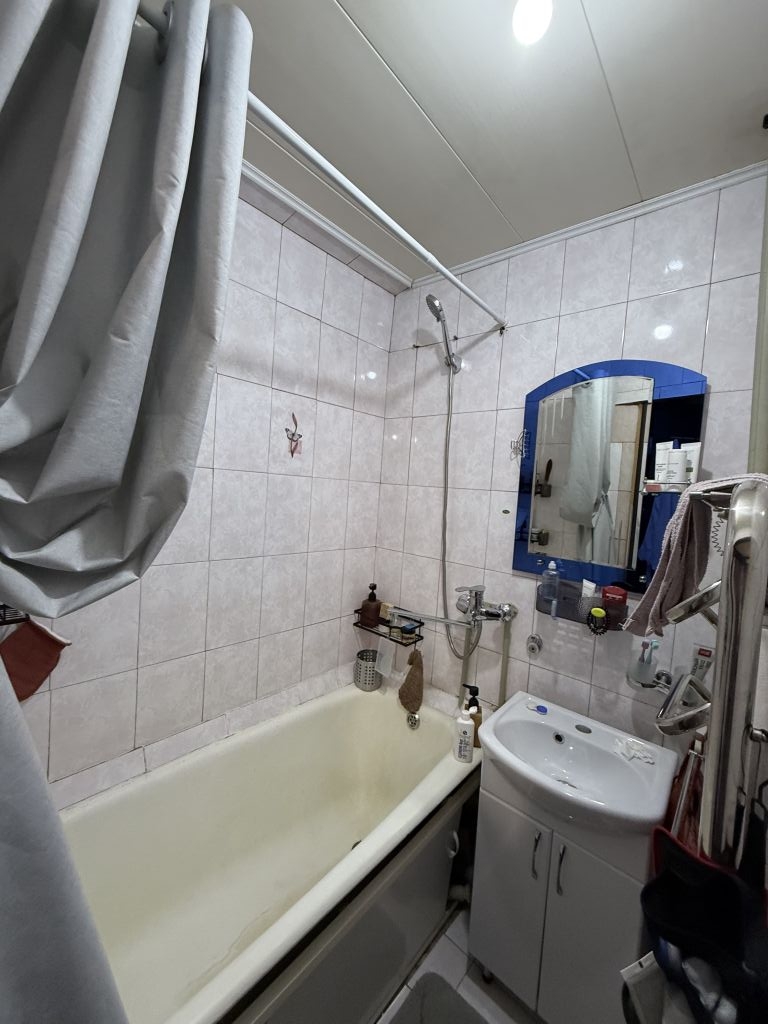 Продажа 2-комнатной квартиры, Ессентуки, Пятигорская ул,  114а