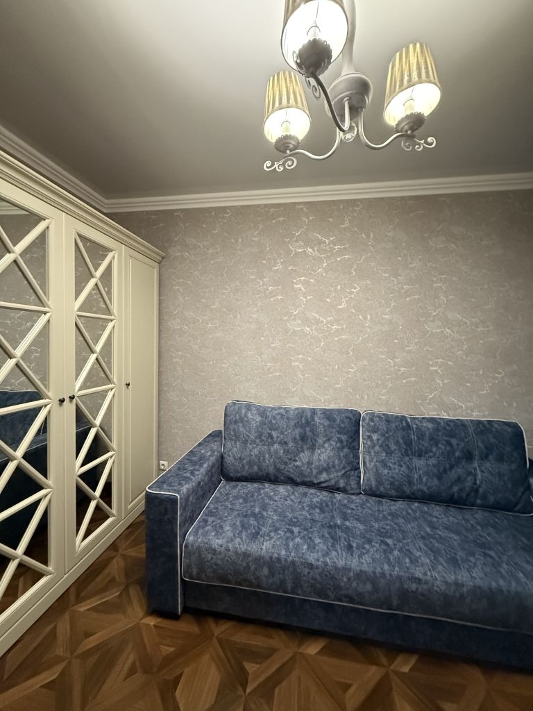 Продажа 3-комнатной квартиры, Ессентуки, Комарова ул,  23