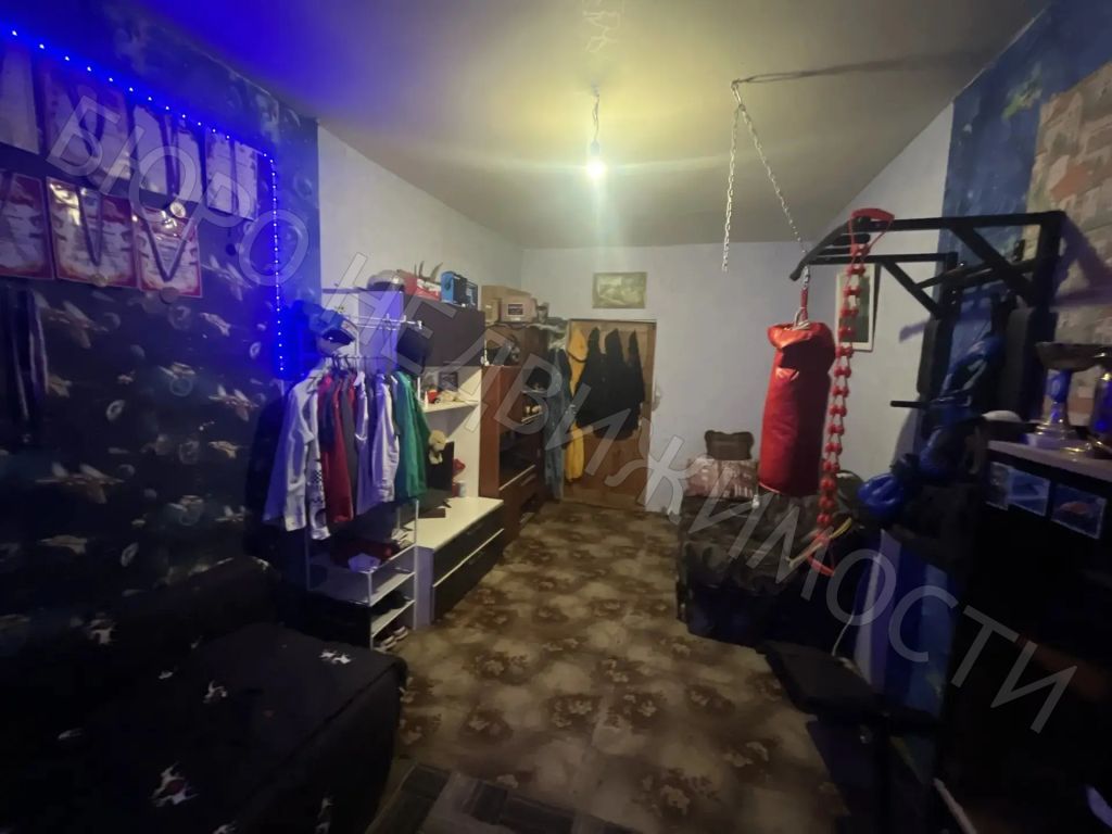 Продажа дома, 204м <sup>2</sup>, 25 сот., Репное, Октябрьская ,  30