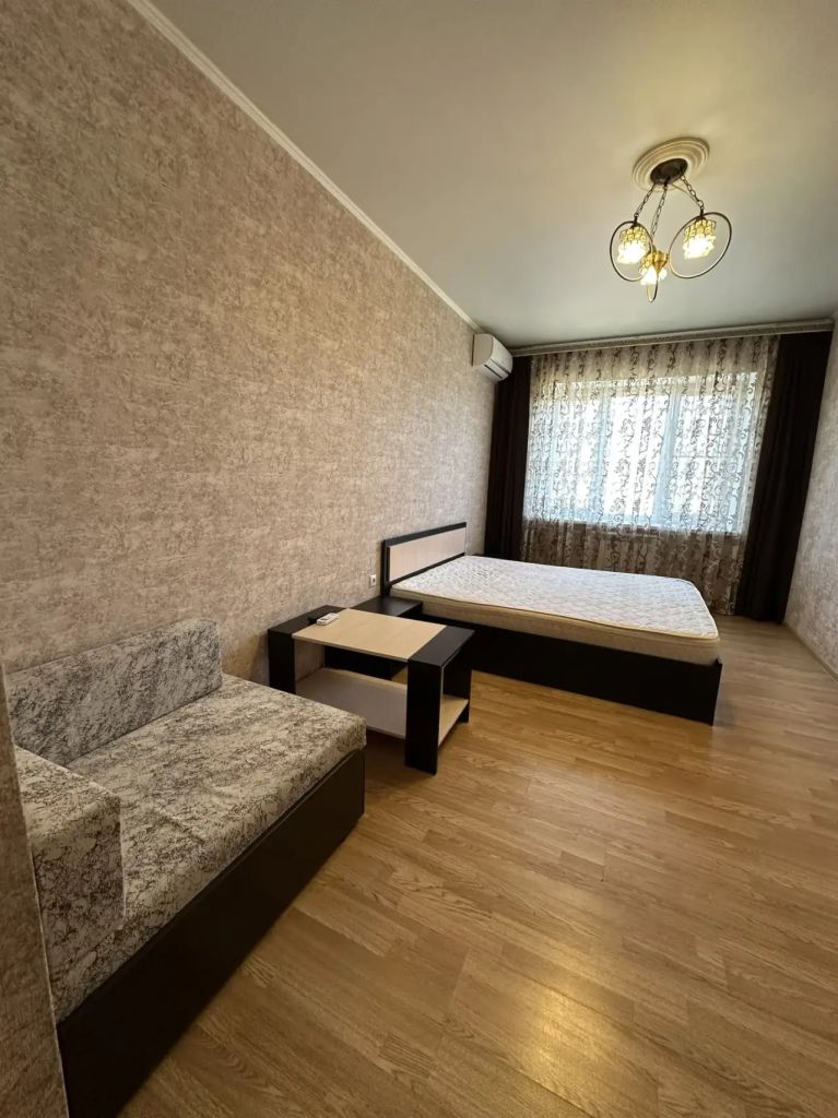 Продажа 1-комнатной квартиры, Ессентуки, Пятигорская ул,  121к2