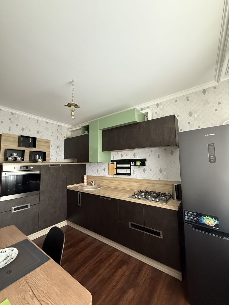 Продажа 3-комнатной квартиры, Ессентуки, Головченко ул,  4