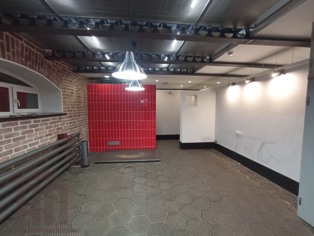 Продажа коммерческой недвижимости, 528м <sup>2</sup>, Тверь, Вокзальная ул,  22