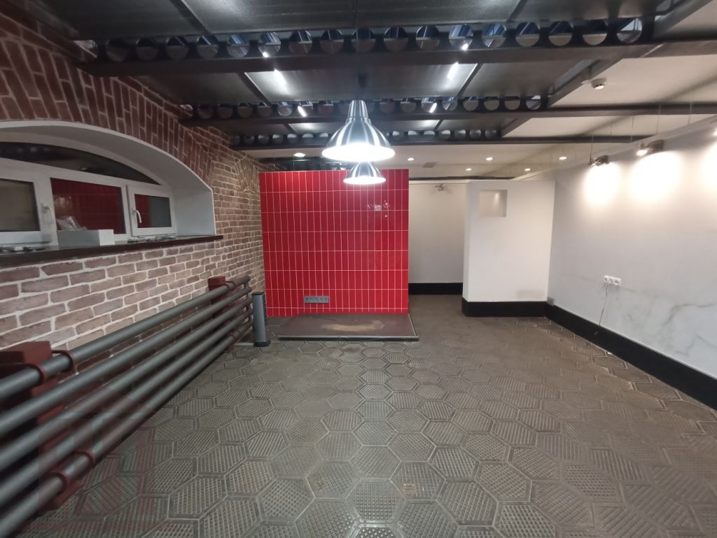 Продажа коммерческой недвижимости, 528м <sup>2</sup>, Тверь, Вокзальная ул,  22