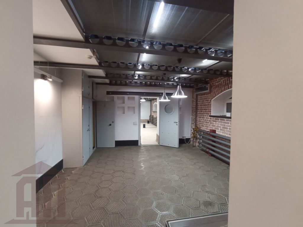 Продажа коммерческой недвижимости, 528м <sup>2</sup>, Тверь, Вокзальная ул,  22