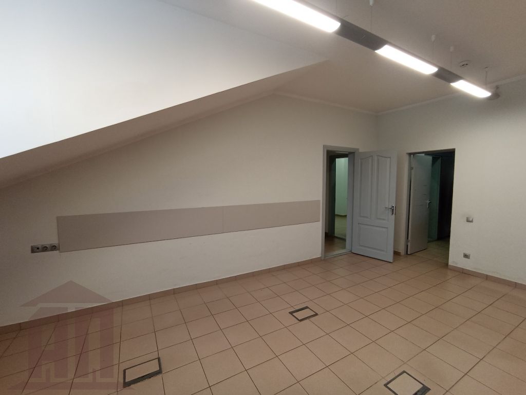 Продажа коммерческой недвижимости, 528м <sup>2</sup>, Тверь, Вокзальная ул,  22