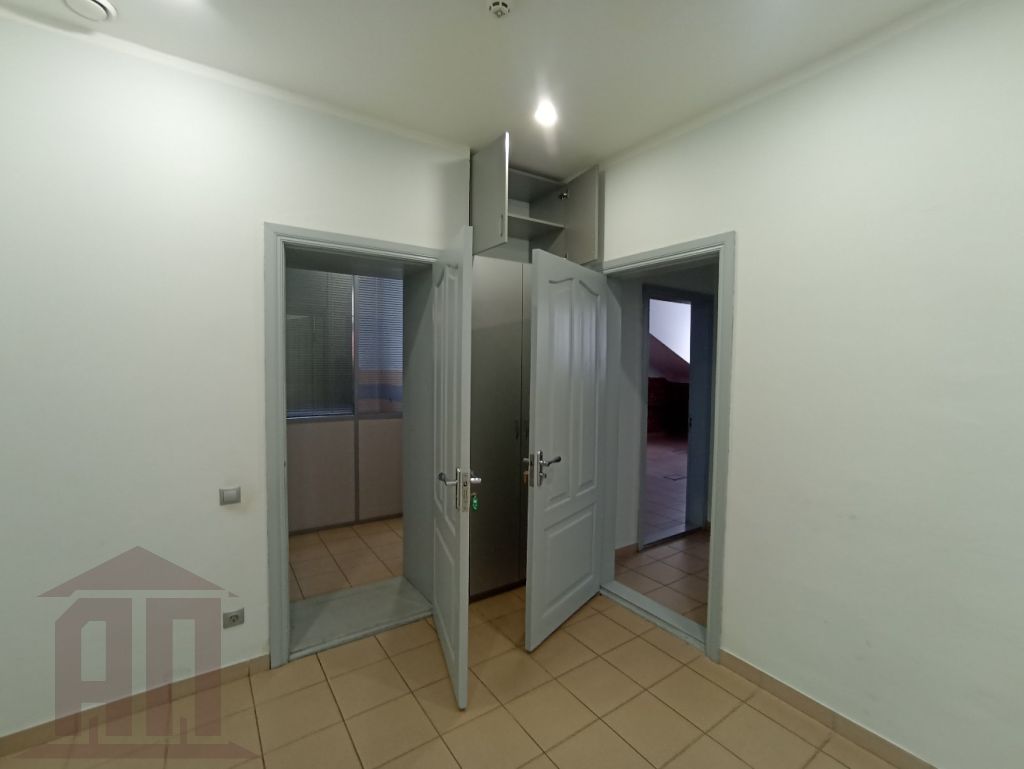 Продажа коммерческой недвижимости, 528м <sup>2</sup>, Тверь, Вокзальная ул,  22