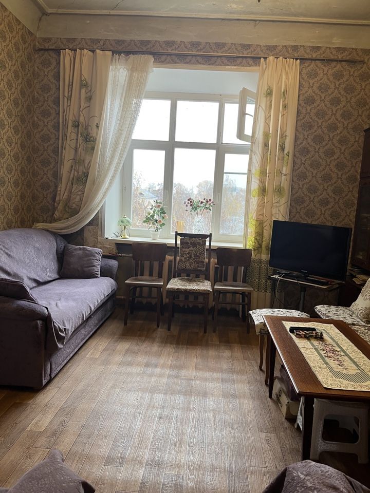 Продажа 3-комнатной квартиры, Нижний Новгород, Коминтерна ул,  181