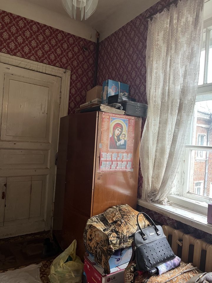 Продажа 3-комнатной квартиры, Нижний Новгород, Коминтерна ул,  181