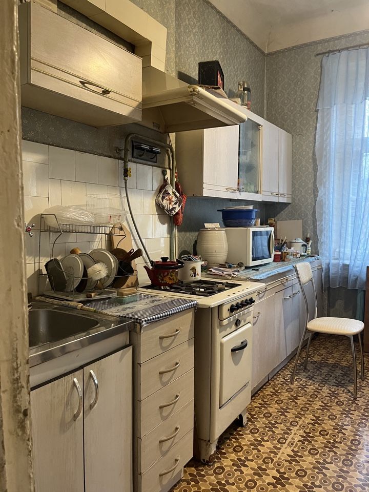 Продажа 3-комнатной квартиры, Нижний Новгород, Коминтерна ул,  181