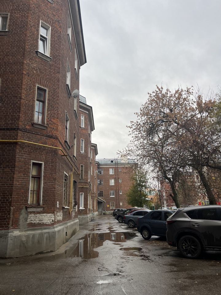 Продажа 3-комнатной квартиры, Нижний Новгород, Коминтерна ул,  181