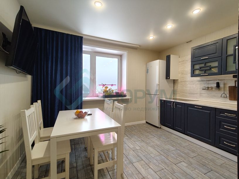 Продажа 3-комнатной квартиры, Нижний Новгород, Украинская ул,  50