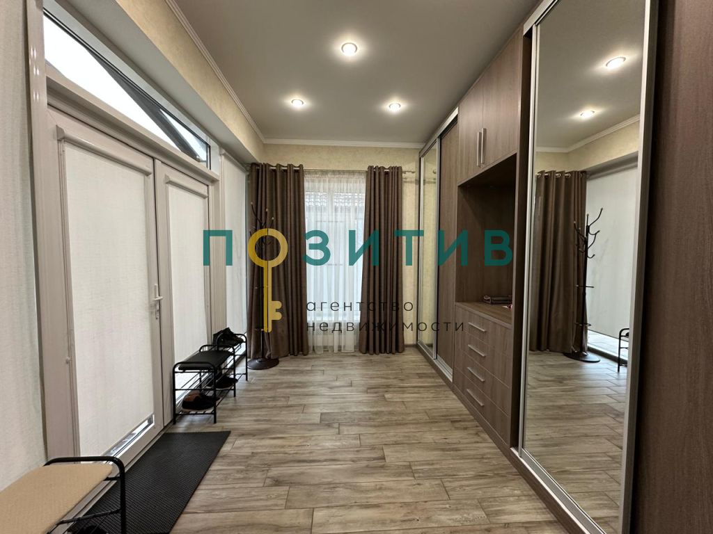 Продажа дома, 241м <sup>2</sup>, 14 сот., Минеральные Воды, Речная ул