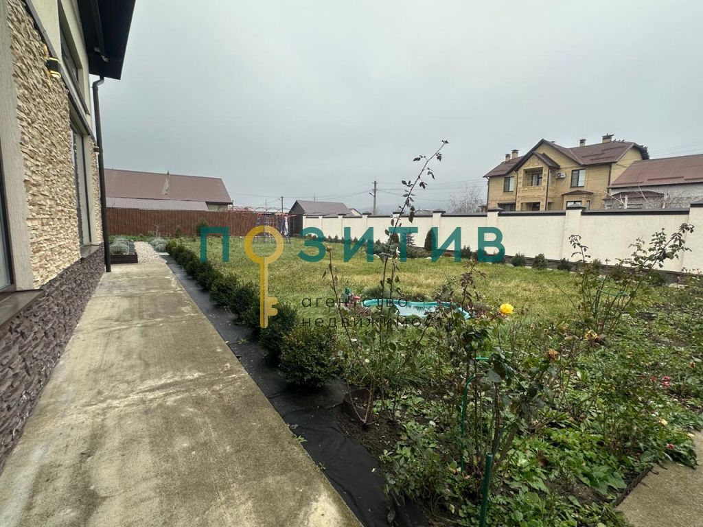 Продажа дома, 241м <sup>2</sup>, 14 сот., Минеральные Воды, Речная ул