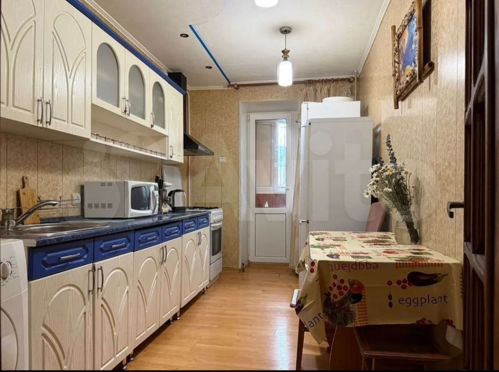 Продажа 3-комнатной квартиры, Ессентуки, Нагорная ул,  25