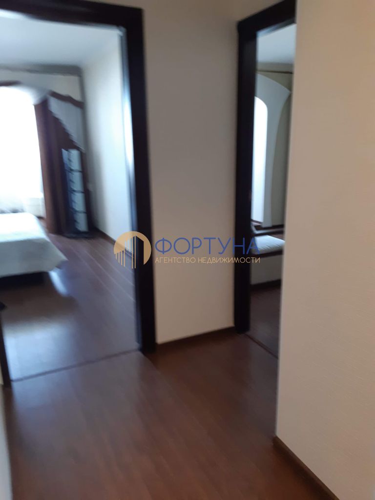 Продажа 3-комнатной квартиры, Белгород, Победы ул,  49к4