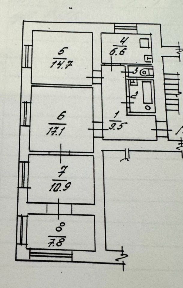 Продажа 3-комнатной квартиры, Ессентуки, Пушкина ул,  52 А