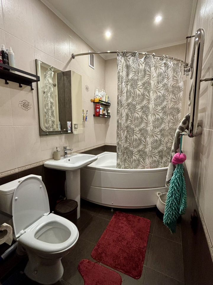 Продажа 2-комнатной квартиры, Ессентуки, Кисловодская ул,  118