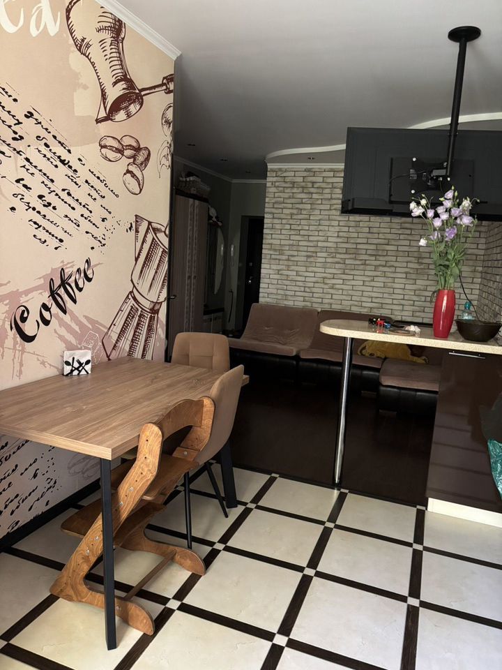 Продажа 2-комнатной квартиры, Ессентуки, Кисловодская ул,  118